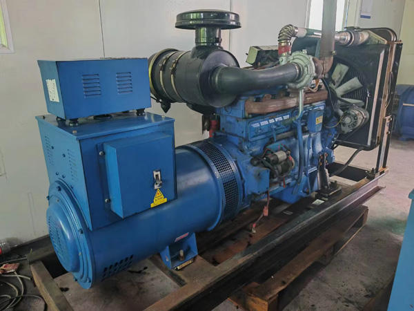 柯城100kW柴油发电机组使用多级机油有哪些优缺点？